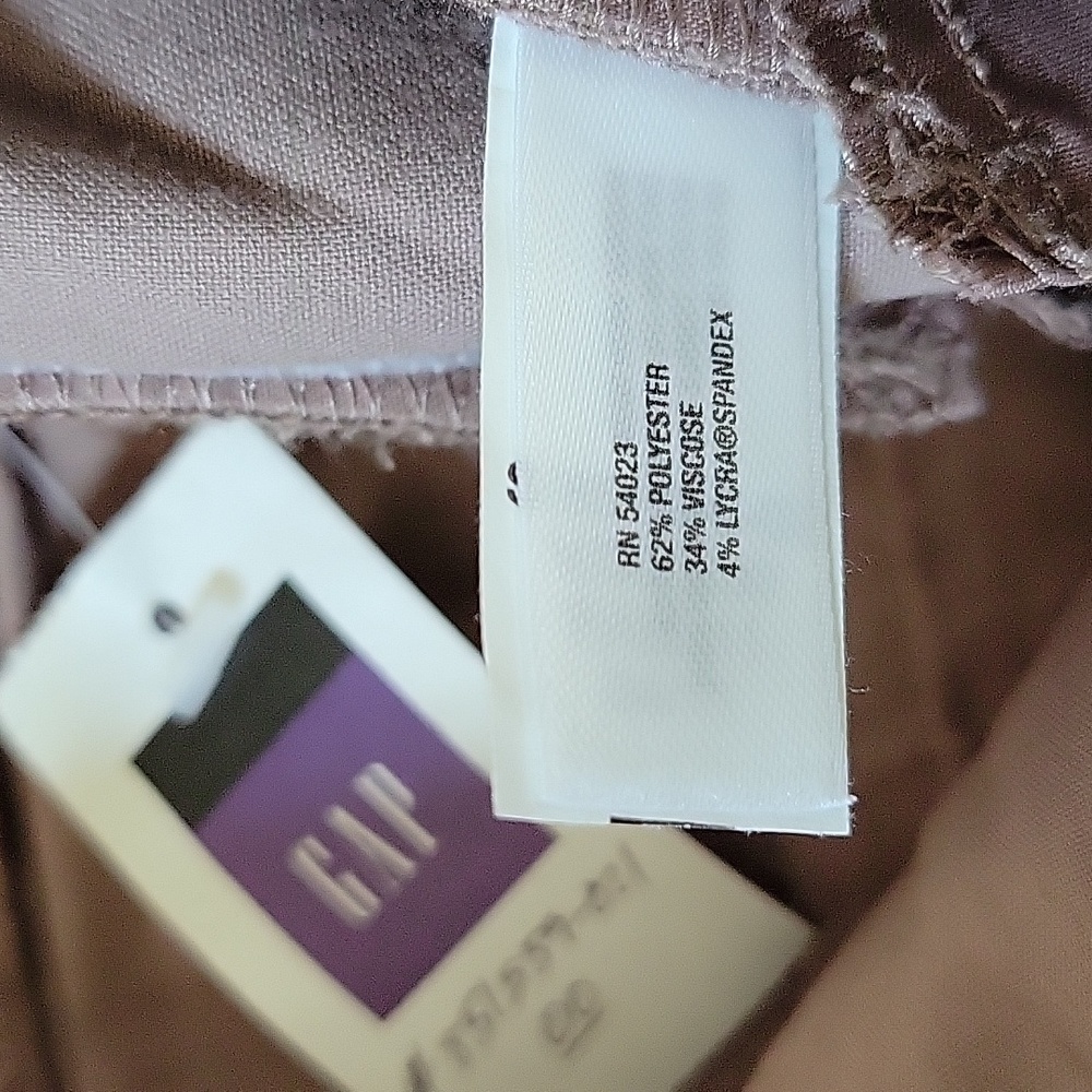 GAP Cropped Flare Pants 👖 😍 - Picture 8 of 9